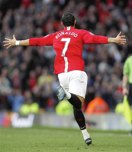 去了一位出 去了一位出