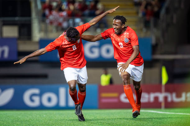 轻且具有发 轻且具有发